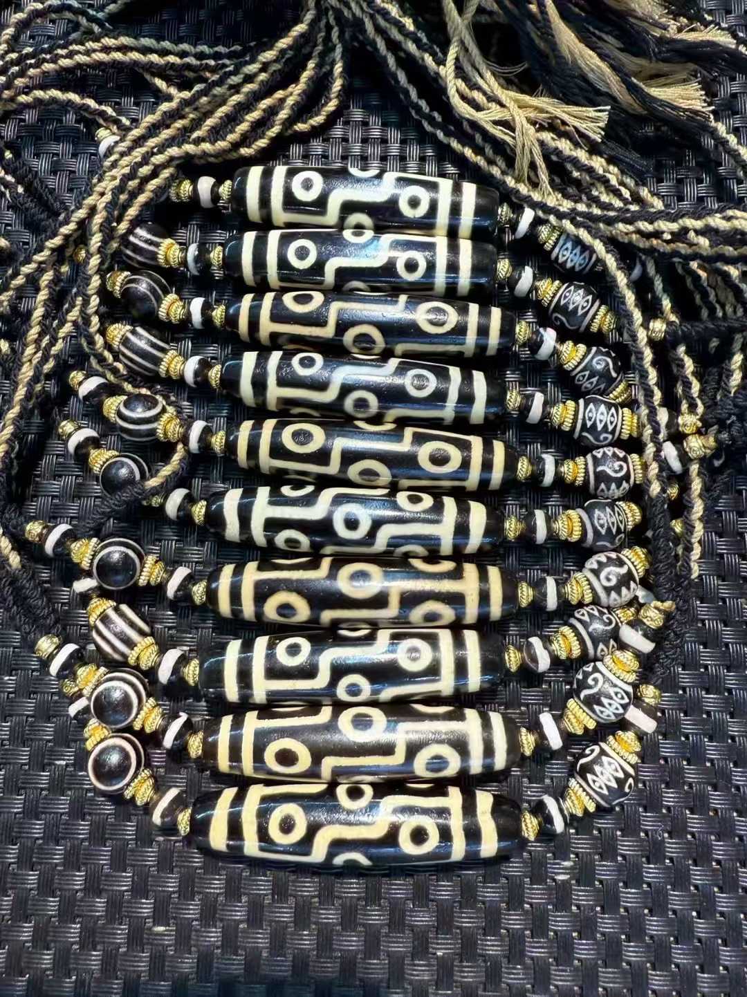 10pcs/lot 9 Eyes with invisibl - Ethnic Fashion Designer 评论和价格