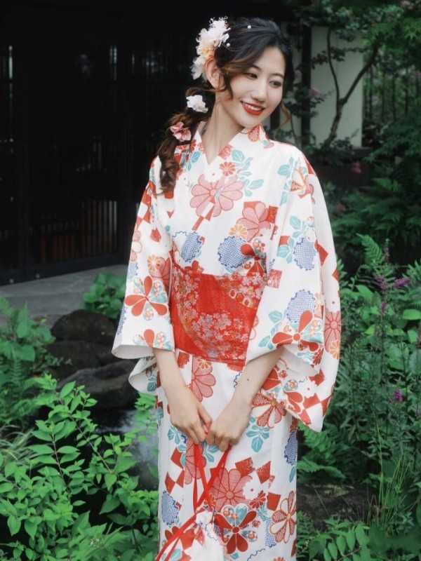Traditional Japanese Kimono St - Ethnic Fashion Shoot 评论和价格
