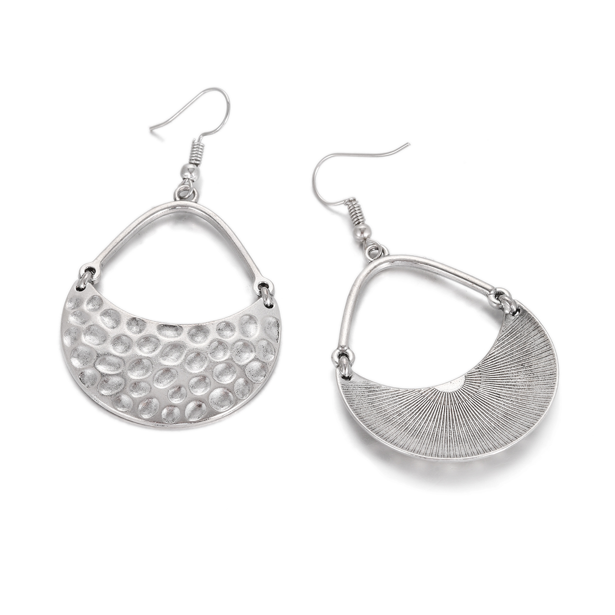 Ethnic Hammered Geometric Earr - Ethnic Indian Fashion 评论和价格