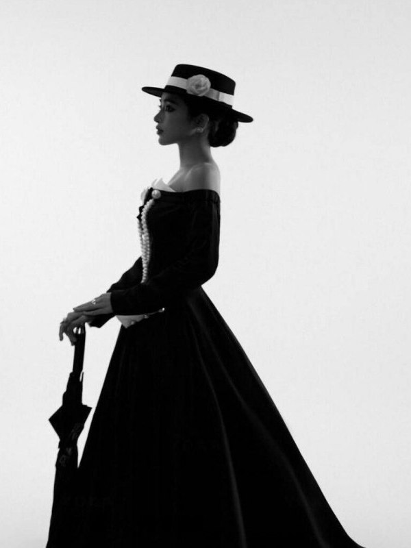 Black Hepburn Vintage Wedding  - Ethnic Fashion Studio 评论和价格